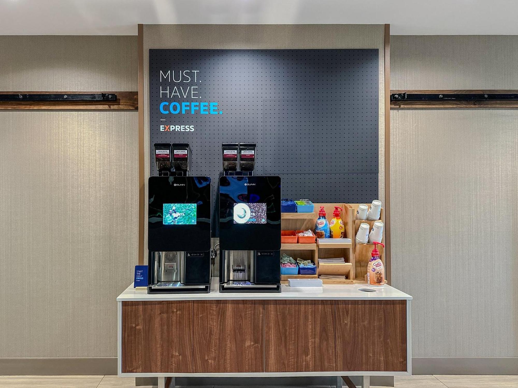 Holiday Inn Express Hotel & Suites Jackson - Flowood By Ihg Zewnętrze zdjęcie